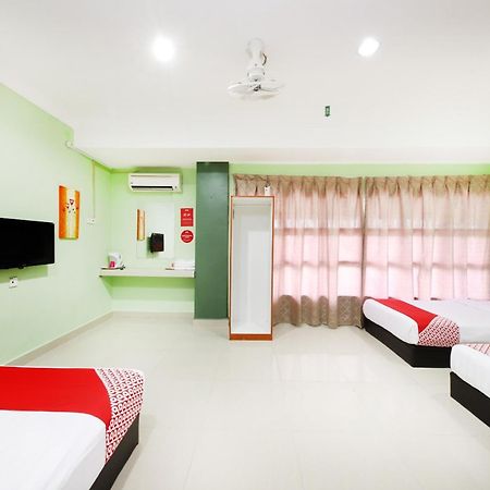 Super Oyo 720 Corridor Hotel 2 Pekan Exteriér fotografie