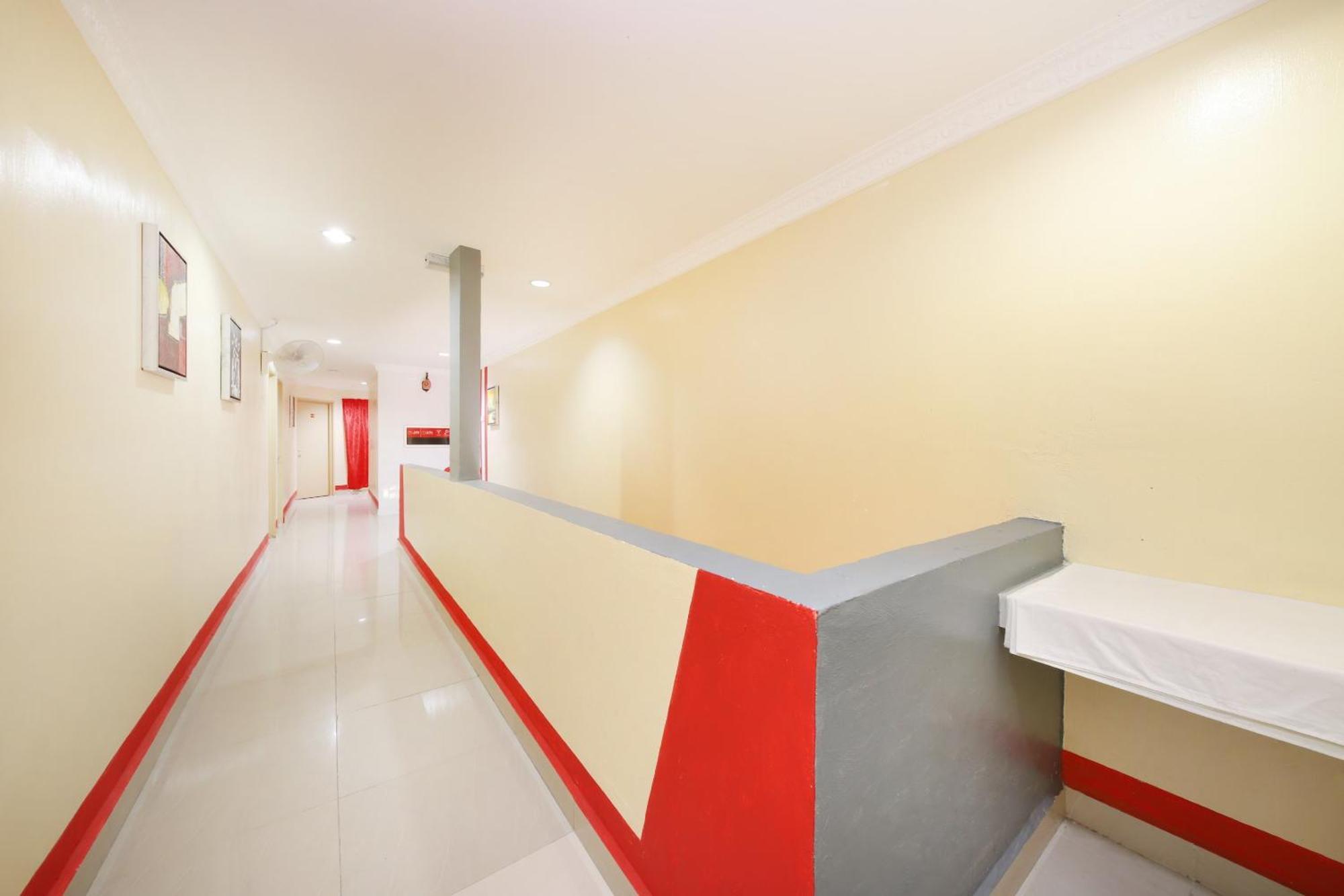 Super Oyo 720 Corridor Hotel 2 Pekan Exteriér fotografie